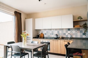 Apartamento | 1 dormitorio, escritorio, Internet