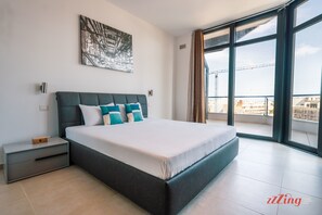 3 bedrooms, desk, Internet - Elegance Excitement Luxury Downtown Escape (St. Julian's)