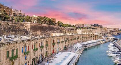 Elegant Maltese Hideaway Near Valletta