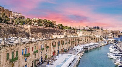 Elegant Maltese Hideaway Near Valletta