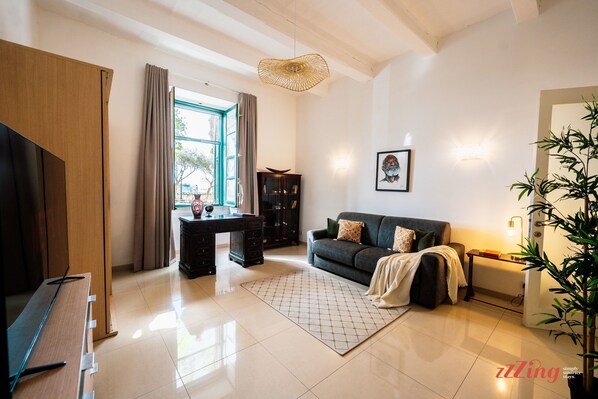 House - Elegant Maltese Hideaway Near Valletta (Floriana)