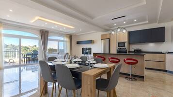 Apartment | 3 bedrooms, Internet