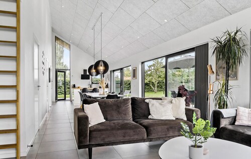 Cozy home in Hejls with sauna