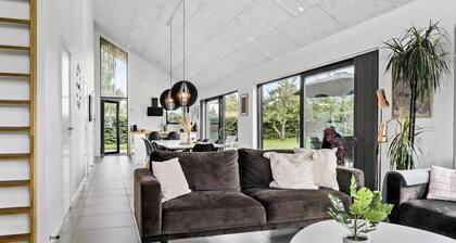 Cozy home in Hejls with sauna