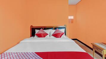 Deluxe-Doppelzimmer | Laptopgeeigneter Arbeitsplatz, kostenloses WLAN, Bettwäsche