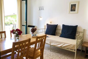 Dining - Directly on the lake with terrace (Tre Capitelli)