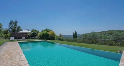 Chiara House In Galenda