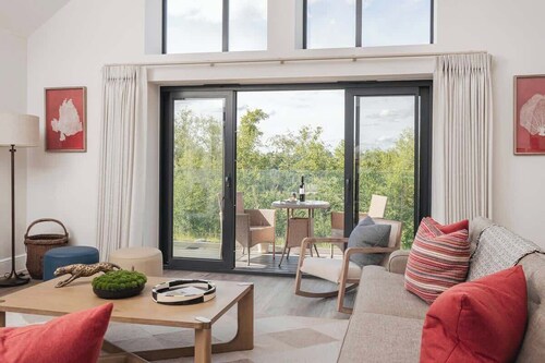Hill View House - Cookswood