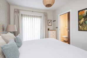 4 Schlafzimmer, Bügeleisen/Bügelbrett, WLAN, Bettwäsche