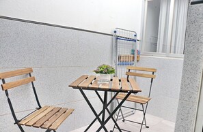 Unclassified image, 2 of 13, button