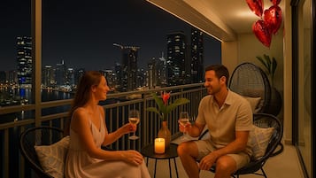 Deluxe appartement, balkon, uitzicht op meer | Terras