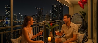 Relax in Style Central 1BDR Cityscape