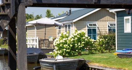 Nice Chalet With ac and Sloop