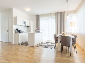 Chalet | Tempat makan