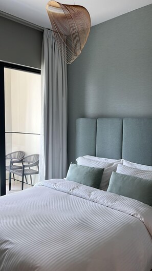 1 soverom, blendingsgardiner, strykejern/-brett og wi-fi (inkludert)