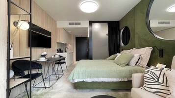 Double Room | Free WiFi, bed sheets