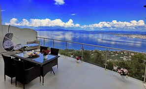 Apartment | Balcony