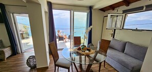 Apartment | Living area