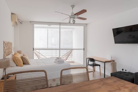 1 bedroom, individually furnished, desk, free WiFi