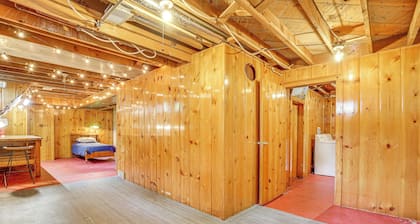 Cozy Cheyenne Home w/ Yard < 1 Mi to Downtown!