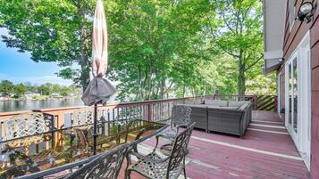 Cottage (5 Bedrooms) | Front of property