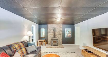 Lakefront Home w/ Deck, Near Mammoth Cave Park!