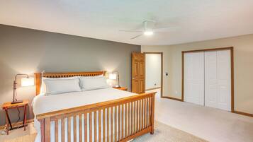 House (5 Bedrooms) | Interior