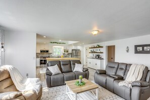 House (2 Bedrooms) | Interior - Ohio Farmhouse Retreat w/ Fire Pit & Patio (Monroeville)