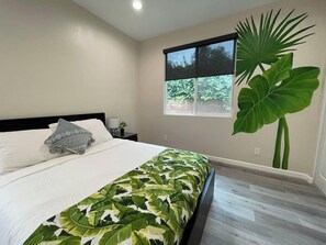 3 chambres, fer et planche à repasser, Wi-Fi, draps fournis