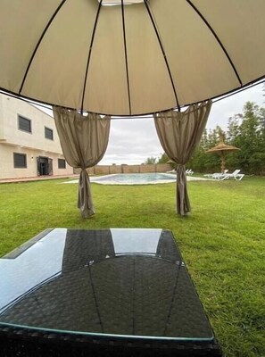 Bañera de hidromasaje exterior