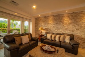 Apartment | 3 bedrooms - Del Mar 4M - 3 bdr 2 Bath Condo (Jacó)