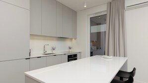 Apartment, 3 Bedrooms, 2 Bathrooms | Private kitchenette - LUX Apartments by Renters Prestige (Warsaw)