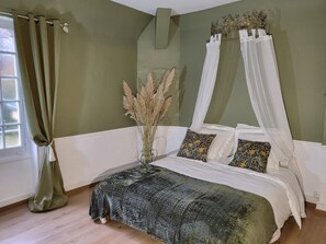 7 Schlafzimmer, WLAN, Bettwäsche