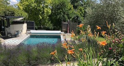 Bungalow fully equipped 2 bedrooms air conditioning swimming pool petanque quiet