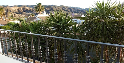 Apartment with 2 Bedrooms & Terrace 