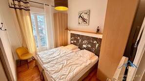 2 chambres, fer et planche à repasser, lit parapluie, Wi-Fi gratuit
