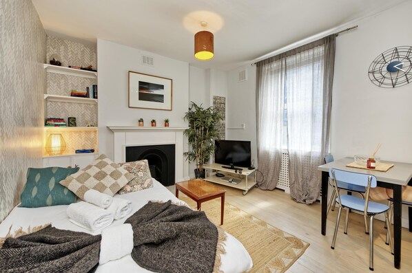 Apartment - King s Cross Gem by Underthedoormat (London)
