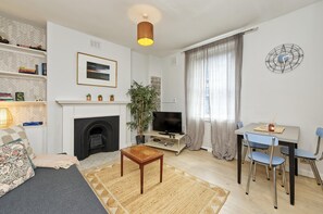 Apartment | 1 bedroom, Internet - King s Cross Gem by Underthedoormat (London)