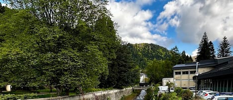 Enceinte de lâhĂ©bergement