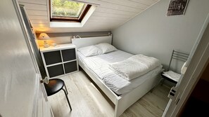 2 sovrum, strykjÀrn/strykbrÀda, gratis wi-fi och sÀngklÀder