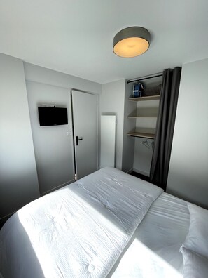 2 Schlafzimmer, Bügeleisen/Bügelbrett, Reisekinderbett