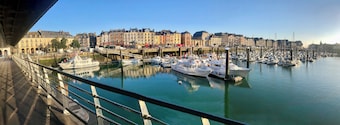 "Le Panorama du Quai Henri IV" Port view - City center