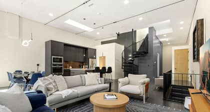 NEW! Modern Scandinavian Loft in Old Town Square