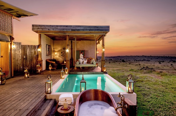 Luxury Villa | Egyptian cotton sheets, premium bedding, down comforters, minibar - One Nature Mara River (Serengeti)