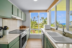 Private kitchen - Kauai The Cliffs At Princeville 4209 1 Bedroom Condo (Princeville)