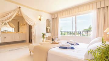 3 bedrooms, laptop workspace, iron/ironing board, free WiFi