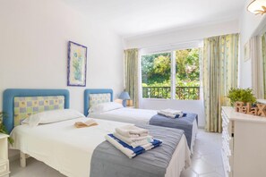 Family Townhome, Multiple Bedrooms, 2 Bathrooms (Casa limonero Miraflores) | 3 bedrooms, laptop workspace, iron/ironing board, free WiFi - Casa Limonero Miraflores (Mijas)