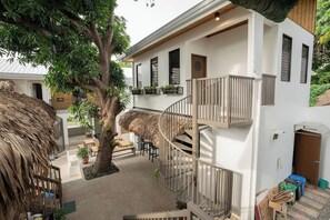 Business center - The Circle Hostel (San Juan)