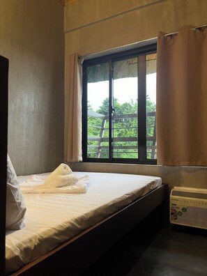Deluxe Double Room, Ocean View | Free WiFi, bed sheets - The Circle Hostel (San Juan)