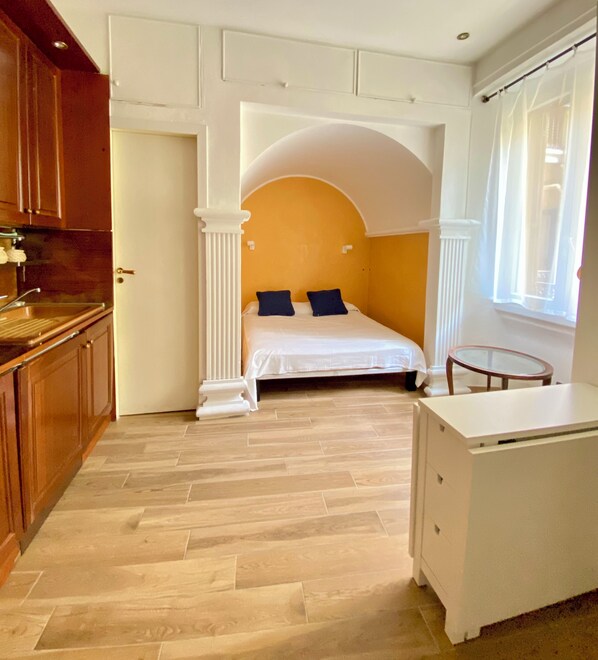 Iron/ironing board, free WiFi - Art Flat- Stendhal 30 (Milan)